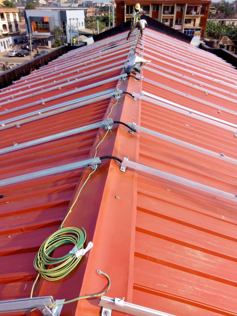 SOLAR ROOF RACKING